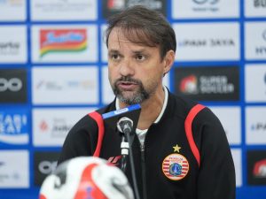 Pelatih Persija Kritik Lini Belakang Yang Lengah Di Injury Time