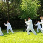 Tai Chi Dan Line Dance: Olahraga Ringan Lansia Kian Populer