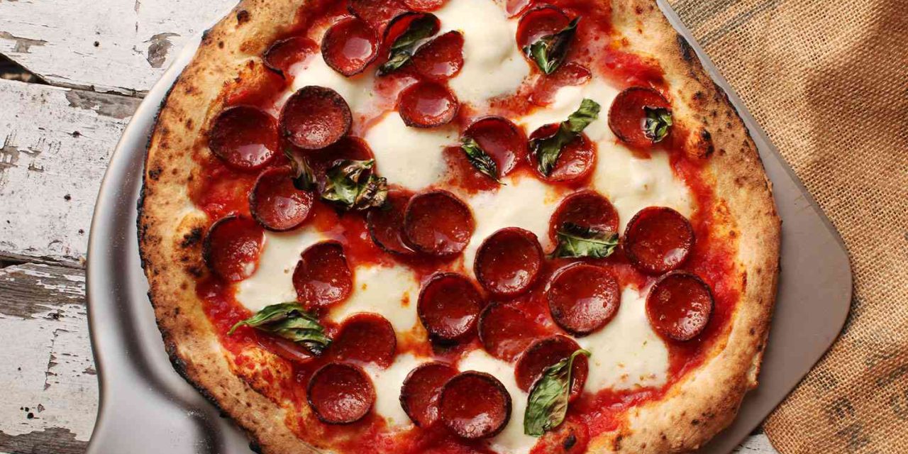 Kebangkitan Pizza Neapolitan: Teknik Adonan Fermentasi 48 Jam