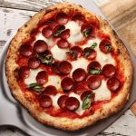 Kebangkitan Pizza Neapolitan: Teknik Adonan Fermentasi 48 Jam