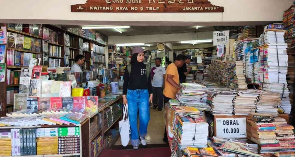 Tren Thrift Books: Berburu Buku Impor Bekas Untuk Literasi Gen Z
