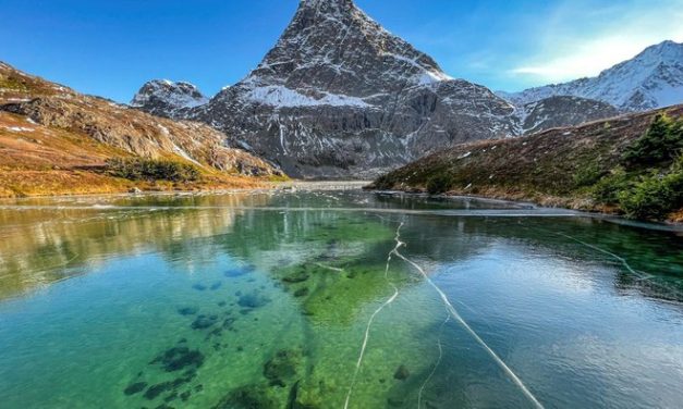 Danau Di Anchorage Keluarkan Suara Simfoni Saat Membeku