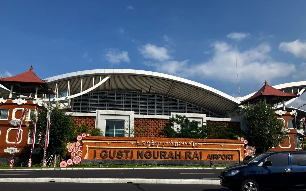 Tim Gabungan Sterilisasi Bandara Ngurah Rai Usai Ancaman Bom