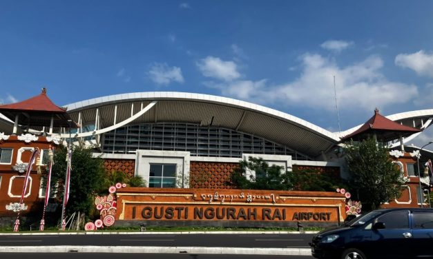 Tim Gabungan Sterilisasi Bandara Ngurah Rai Usai Ancaman Bom