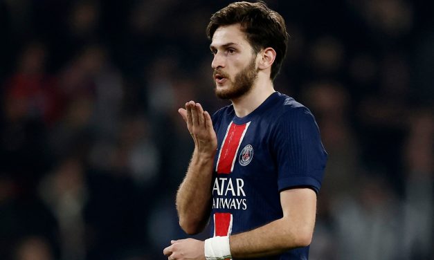 PSG Siapkan Rp2 Triliun Demi Khvicha Kvaratskhelia
