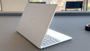 Dell XPS 13 Tandem OLED Rilis, Usung Layar 40% Lebih Hemat