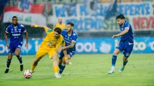 Persib Bandung Tekuk Persebaya Dalam Laga Sengit Di GBLA