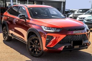 Haval H6 Ultra Hybrid Resmi Hadirkan Varian Warna Burgundy Red